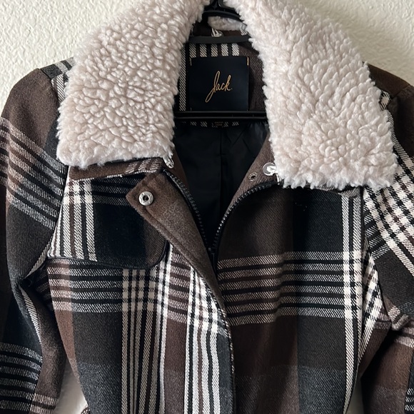 NWOT Women’s Jack by BB Dakota Brown Plaid Coat - Picture 3 of 9